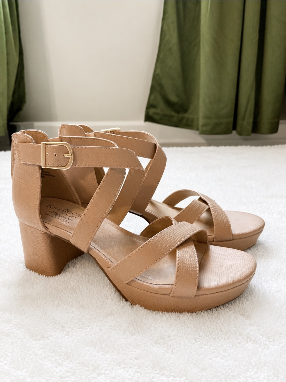 Kim Rogers Ultra Comfort Nude Heel with Zip Back - Used Once